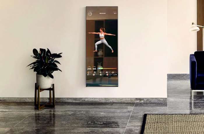Mirror smart home gym